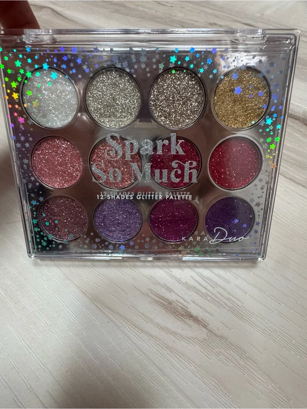 New! Kara Beauty Glitter Pink And Purple Spark So Much Glitter Eyeshadow Palette